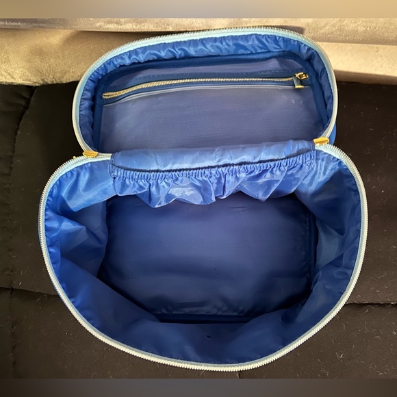 ⭐️💄 JSC Makeup Train Case ⭐️💄 - Picture 8 of 10